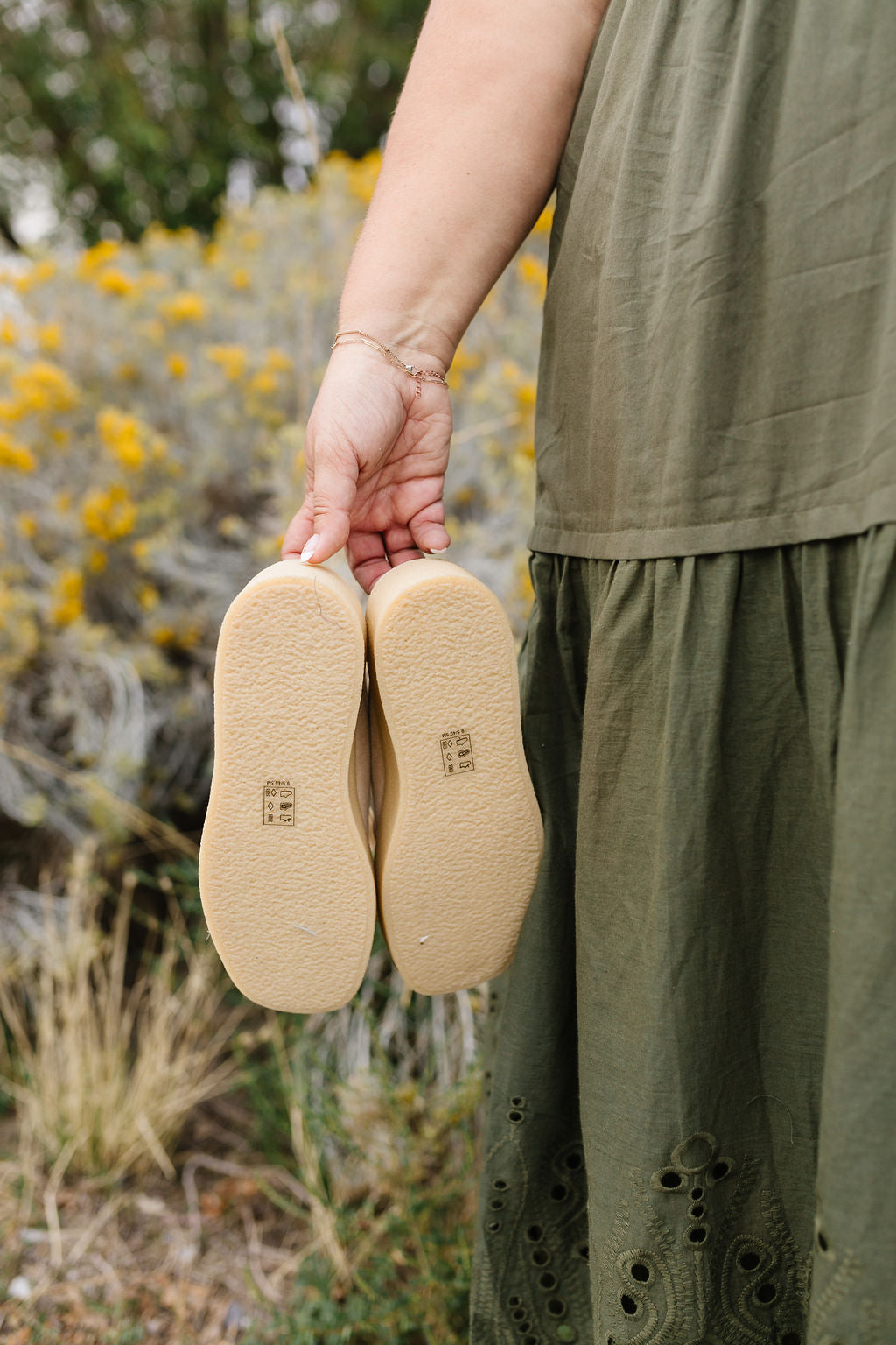 Daybreak Slide *All Sales Final*  7.5, 8.5, 9.5