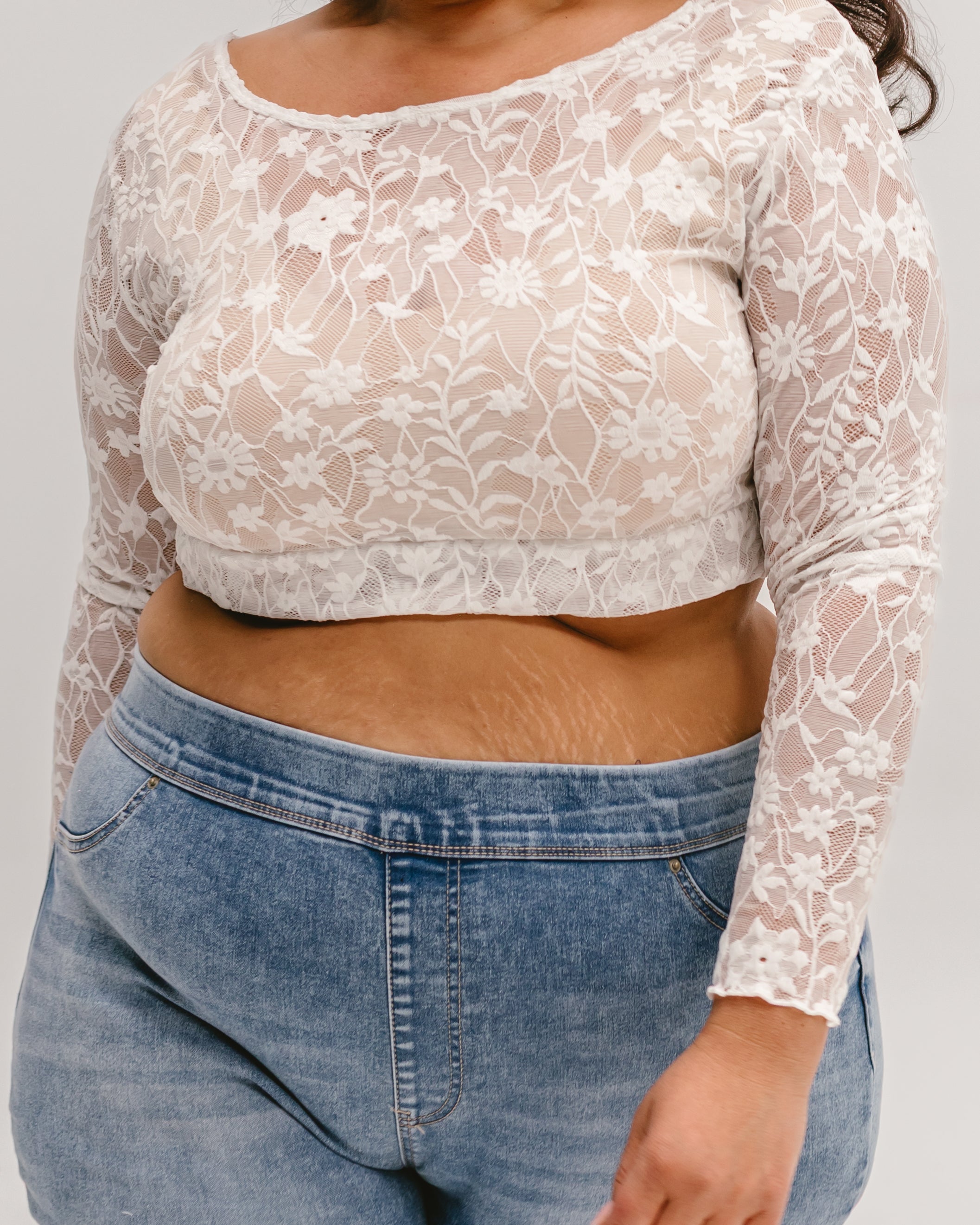 Full Lace Long-Sleeved Halftee